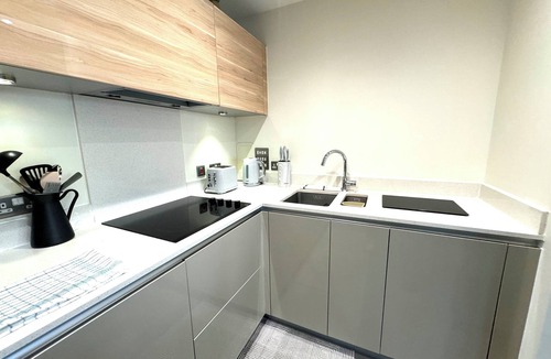 Sudbury Apartment | Fabulous 1 Bed Flat near Wembley