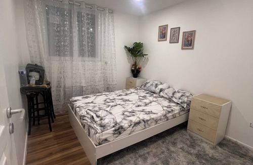 Gonesse Apartment | Fabulous 1-bedroom apartment in charming Gonesse for your stay