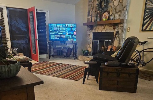 Jamestown Condo | Fabulous 1-bedroom condo in Jamestown
