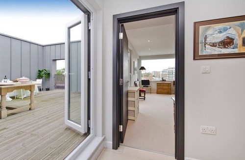 Wimbledon Park Apartment | Fabulous 2-bed Penthouse, Wimbledon