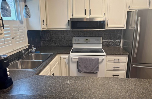 Greenville Condo | Fabulous 2-bedroom condo close to everything in Greenville