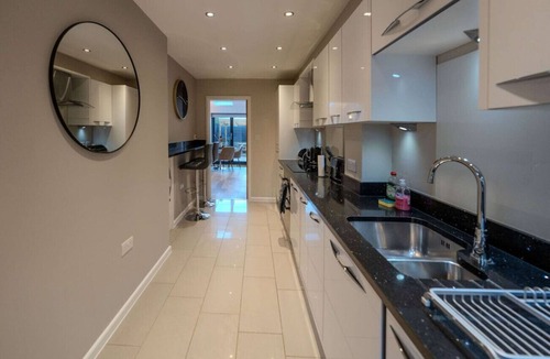 Cambridge Apartment | Fabulous 2 Bedroom Home