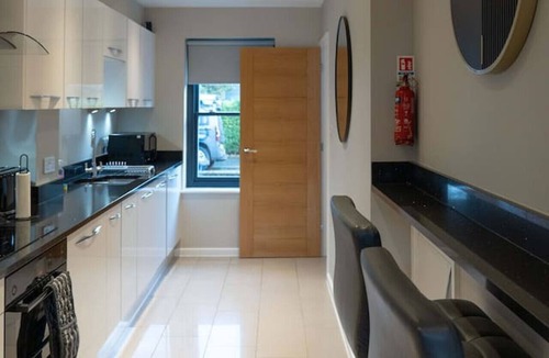 Cambridge Apartment | Fabulous 2 Bedroom Home