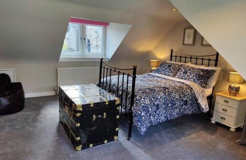 Dunfermline House | Fabulous 2BD Maisonette Dunfermline, Fife