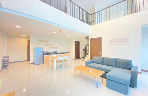 Braga Apartment | Fabulous 2Br Loft Apartment With Private Bathub At El Royale