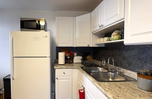 South End Apartment | Fabulous 3-bedroom apartment in vibrant Burlington