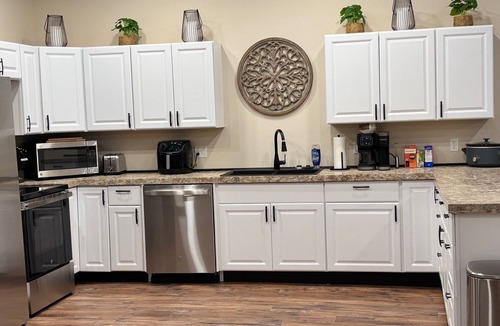 Fort Scott Apartment | Fabulous 3-bedroom apartment in charming Fort Scott