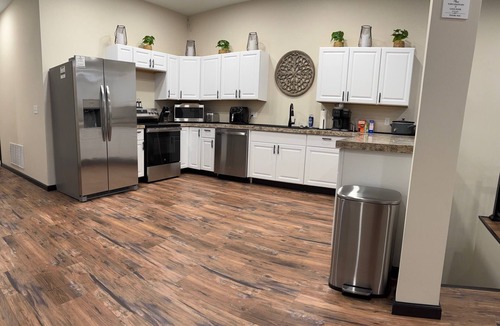 Fort Scott Apartment | Fabulous 3-bedroom apartment in charming Fort Scott