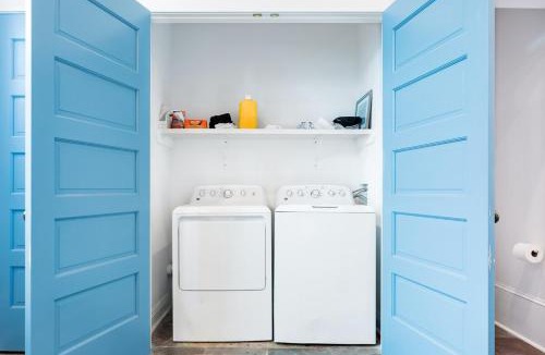 Faubourg Marigny House | Fabulous 4 Bath Historic Bakery