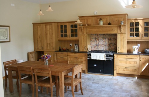 Lanvallay House | Fabulous 4-Bed House in Dinan Port. A beautiful historic building with style.