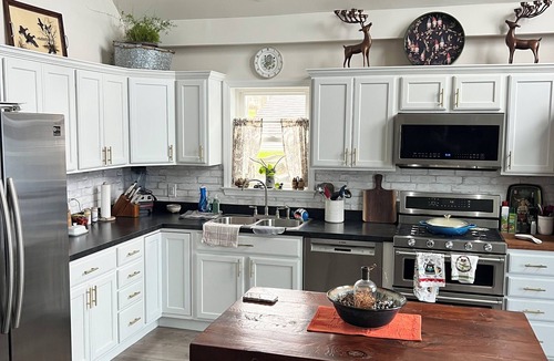 Fair Haven Ski Chalet | Fabulous 4-bedroom chalet in tranquil Sterling for your getaway