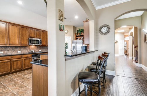 Panther Creek Estates House | Fabulous 5 Bedroom/4 bath Home 4K TV's Fireplace Foosball!