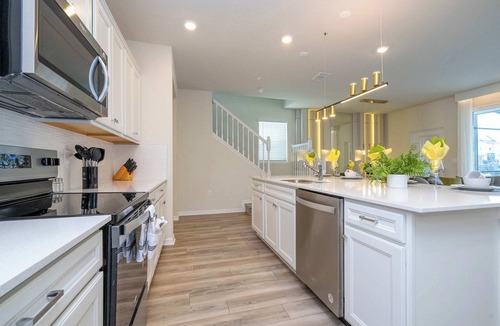 Four Corners Condo | Fabulous 5Bd Pool & Game Room @ Windsor Cay 1253