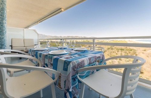 Playa de Gandia Apartment | Fabulous beach condo for a great vacation. Amazing Sea Views! - Only families