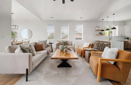 North Auburn House | Fabulous, brand new 3-bedrm house with views, high-speed internet, AC in Auburn.