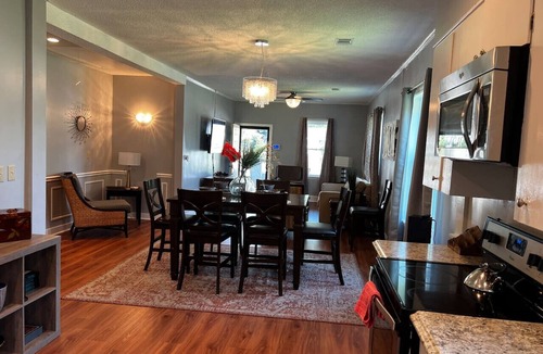 Wadley House | Fabulous Bungalow in Wadley
