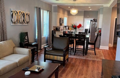 Wadley House | Fabulous Bungalow in Wadley