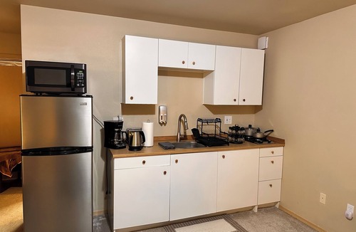 Marysville House | Fabulous cozy Studio with kitchen bathroom Laundry