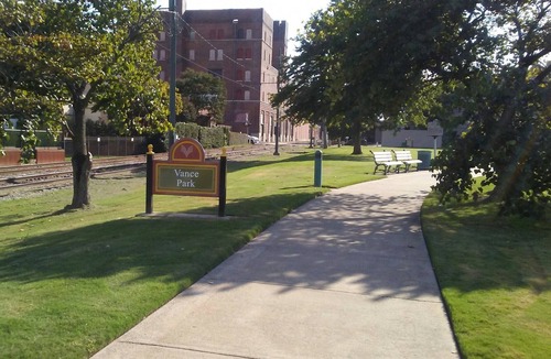 South Main Historic District Condo | Fabulous downtown condo!