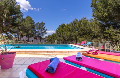 San Jaime Villa | Fabulous family villa with large pool and Jacuzzi in exclusive area next to golf