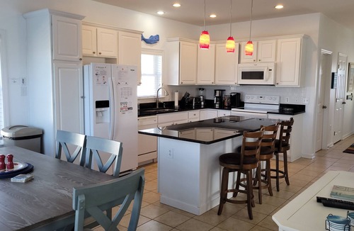 Selbyville House | Fabulous Fenwick Island Waterfront property!