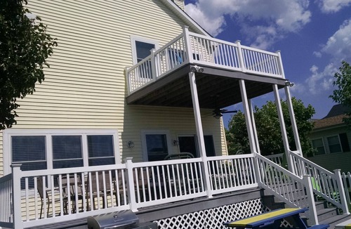 Selbyville House | Fabulous Fenwick Island Waterfront property!