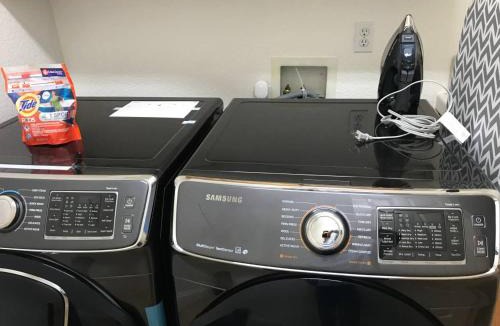 Folsom Villa | Fabulous Grand Home Pool~Jacuzzi Central Walkable