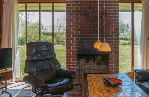 Ørsted House | Fabulous Holiday Home in Ørsted with Sauna