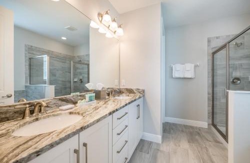 Historic Downtown Kissimmee Apartment | Fabulous Home With Air Hockey, Media Room And Waterpark & Resort Access Near Disney At Encore Resorts Reunion - 290Fl