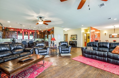 Granbury House | Fabulous "House of Sunsets" on Main Body Water at Beautiful Lake Granbury