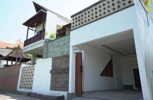Batuan Villa | Fabulous Ikitha Private Villa Jungle View