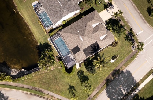Crown Pointe House | Fabulous Lakefront Naples Home