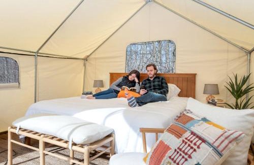 South Haven House | Fabulous Michigan Glamping Getaway near South Haven