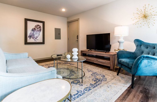 Oak Lawn Apartment | Fabulous Oak Lawn Flat - Ideal LOCATION!!!