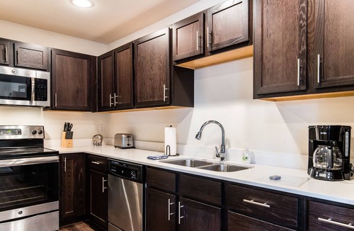 Oak Lawn Apartment | Fabulous Oak Lawn Flat - Ideal LOCATION!!!