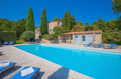 Cucuron House | Fabulous property with heated pool just outside Cucuron