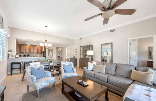 East Naples Condo | Fabulous Resort - Pool Views from Oversized Lanai