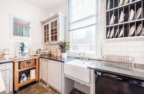 Olton Apartment | Fabulous Solihull Luxury Designer Apartment 3BR