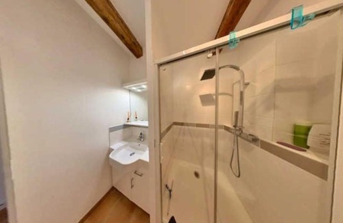 Gabian House | Fabulous Townhouse with Pool,near Pezenas