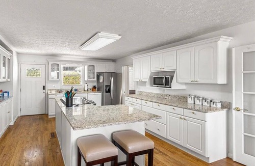 Flat Hollow Marina House | Fabulous view, walking distance from Flat Hollow Marina