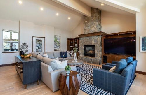 Crystal Bay House | Fabulous Views Of Lake Tahoe
