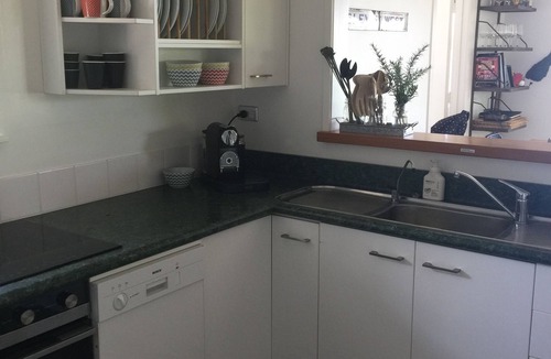 Mahurangi West House | Fabulous Waterfront Getaway