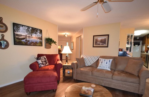 Hot Springs Village House | Fabulous Waterfront 1 story w/carport and private dock on beautiful Lake Pineda