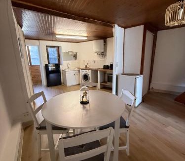 Vizille Apartment | Face au chateau