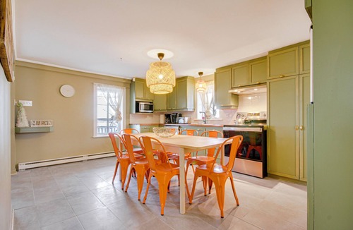 Deschambault-Grondines House | Face au Fleuve