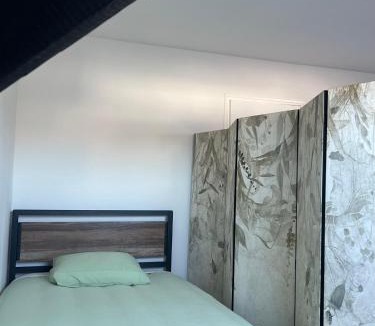 Lens Apartment | Face aux terrils jumeaux