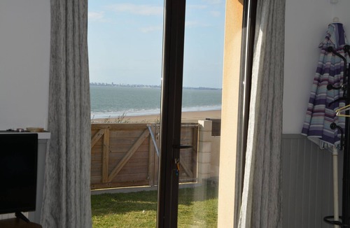 Saint-Michel-Chef-Chef House | Face beautiful panoramic sea beach Saint Brevin house 6 p, garden, wifi