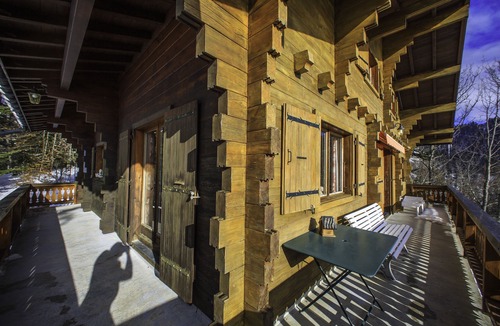 Mijoux Ski Chalet | Facing Mt Blanc and Lake Geneva.