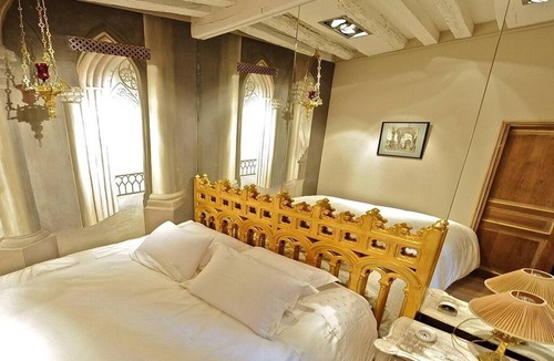 Sorbonne Apartment | FACING NOTRE DAME,IN THE HEART OF THE LATIN QUARTER,NEXT TO SAINT GERMAIN &SEINE