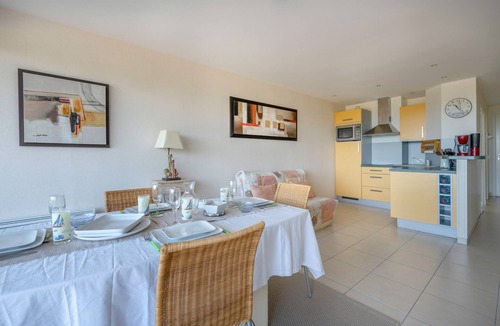 Saint-Brevin-les-Pins Apartment | Facing the sea, apartment for 4 in Saint Br&eacute;vin